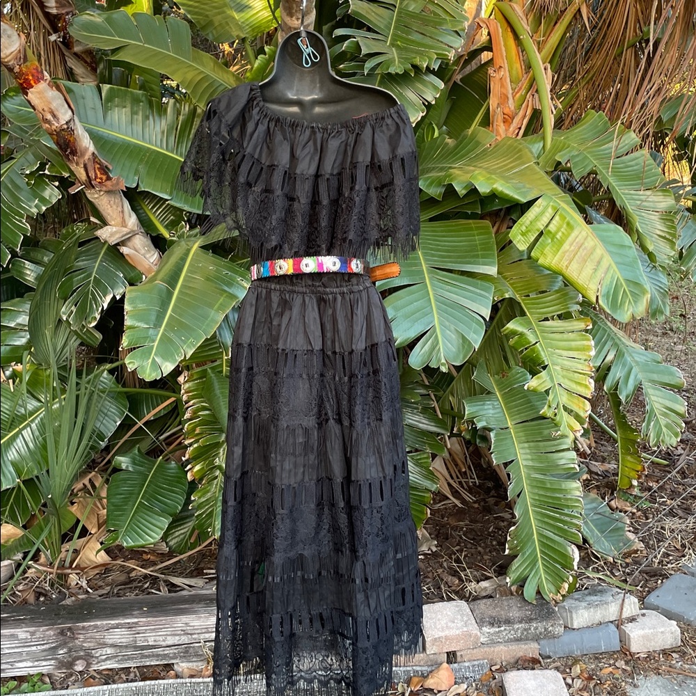 traditional off the shoulder fringe lace adelita dress - Picture 3 of 7